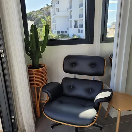 Luxury Penthhouse Sea Views Blue 3401
